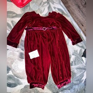 Velvet 2T christmas outfit worn once for pictures